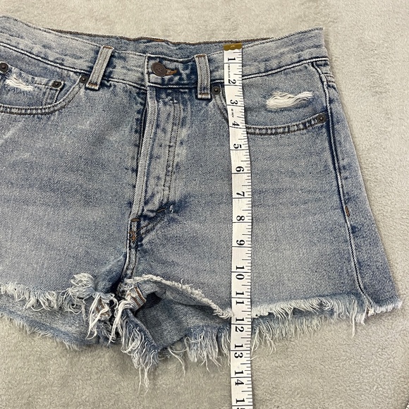 Cheap Monday Mid-Rise Denim Jean Shorts Size 26 - Picture 11 of 13